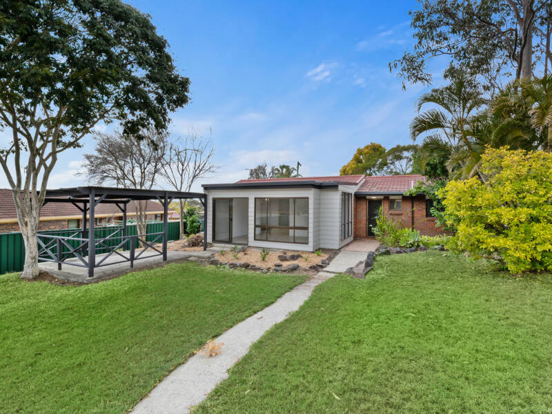 27 Schonwerder Drive, Windaroo, QLD 4207 AUS