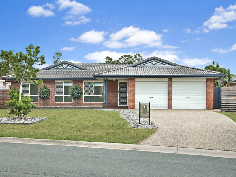 30 Lennon Drive, Windaroo, QLD 4207 AUS
