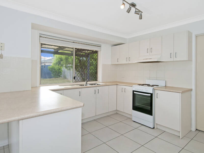 30 Lennon Drive, Windaroo, QLD 4207 AUS