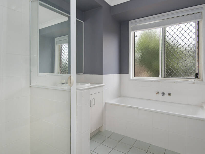 30 Lennon Drive, Windaroo, QLD 4207 AUS