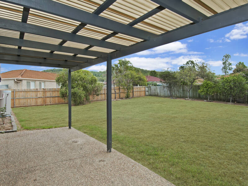 30 Lennon Drive, Windaroo, QLD 4207 AUS