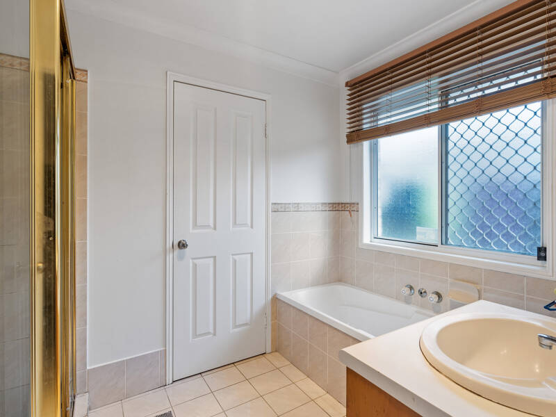 1 Bower Road, Eagleby, QLD 4207 AUS