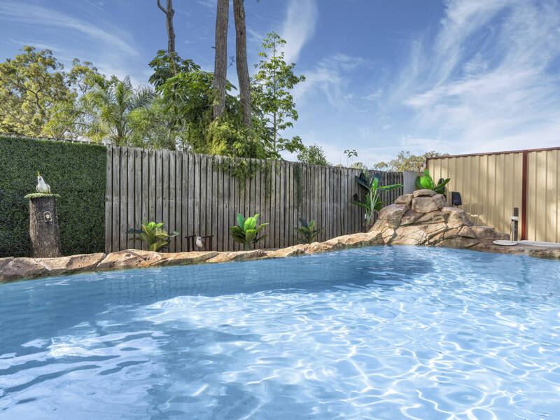 3 Crestview Street, Loganlea, QLD 4131 AUS
