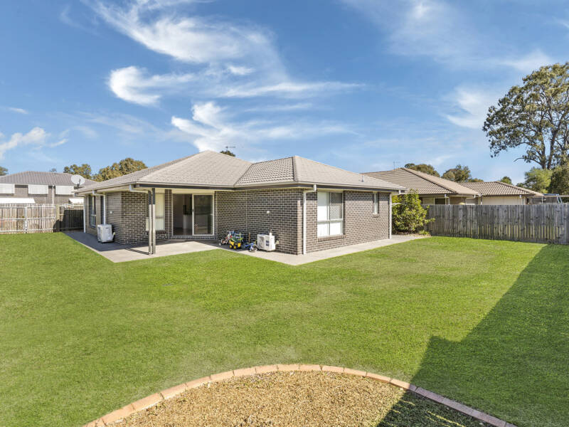 73 Clearwater Street, Bethania, QLD 4205 AUS