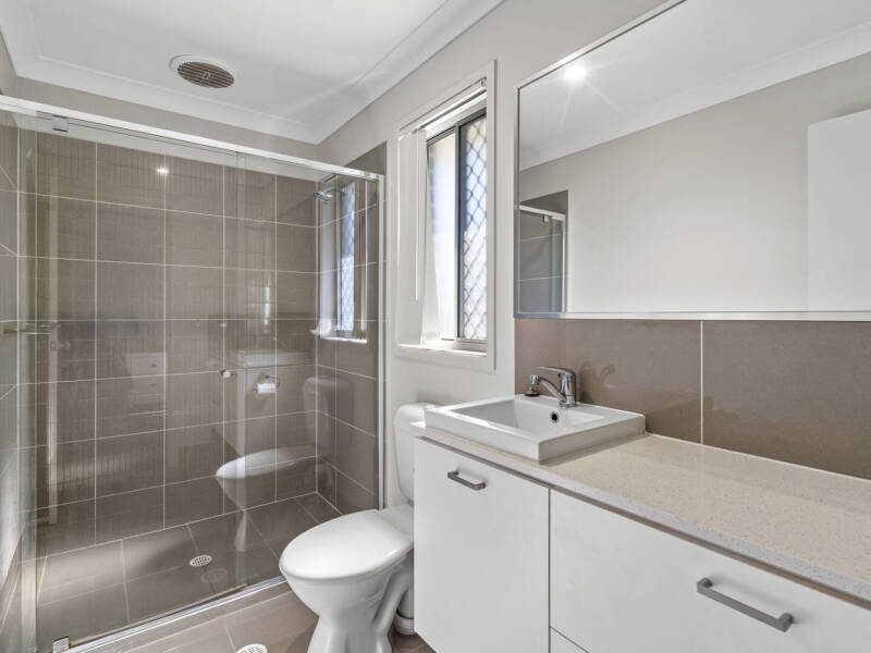 73 Clearwater Street, Bethania, QLD 4205 AUS