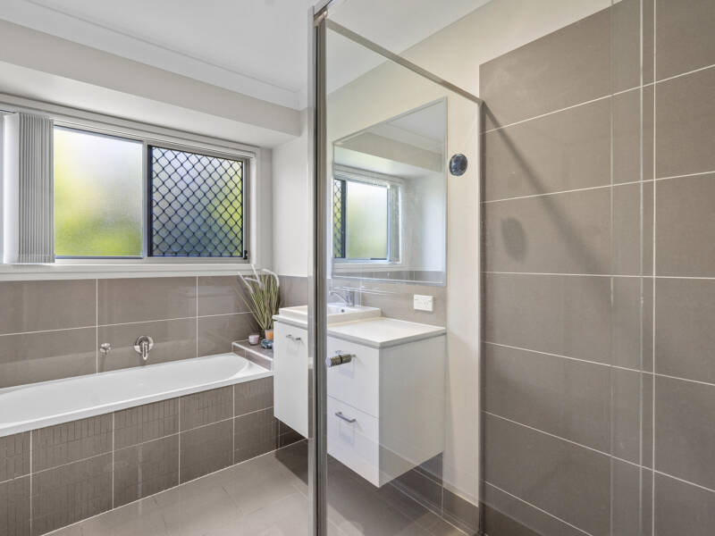 73 Clearwater Street, Bethania, QLD 4205 AUS