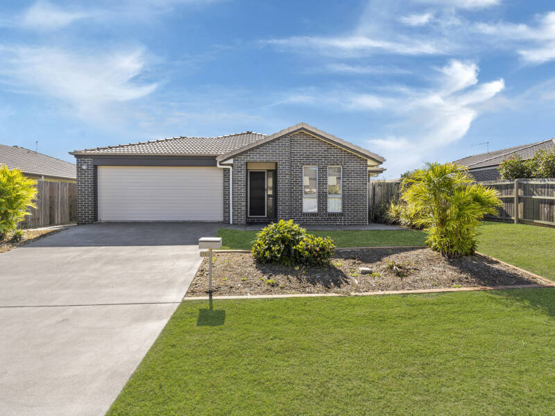 73 Clearwater Street, Bethania, QLD 4205 AUS