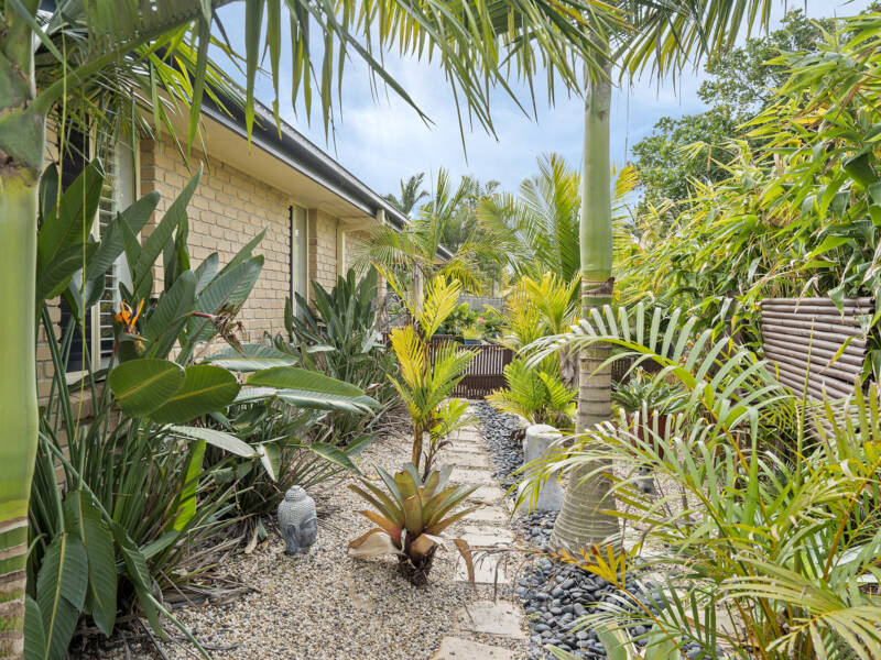 48 Lake Breeze Drive, Windaroo, QLD 4207 AUS