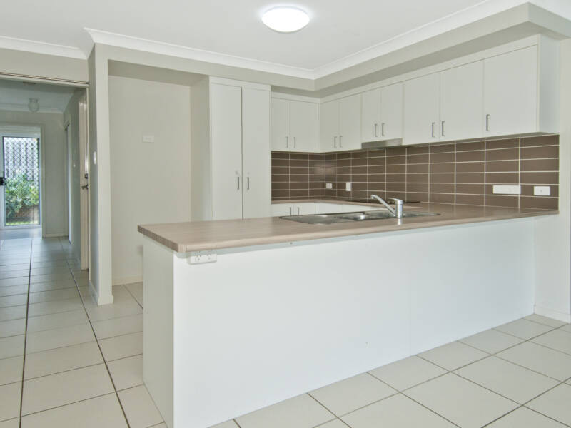 28 Sunridge Circuit, Bahrs Scrub, QLD 4207 AUS