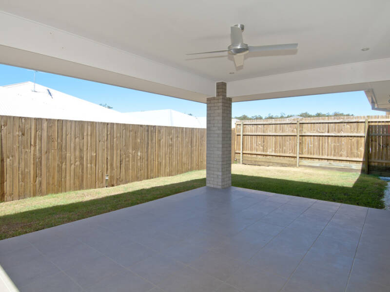20 Derwent Close, Holmview, QLD 4207 AUS
