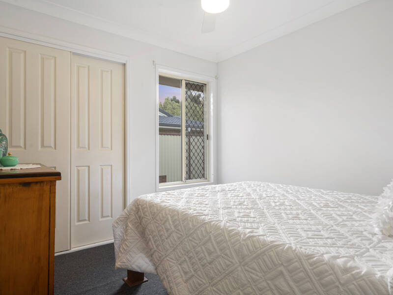 38 Moore Street, Loganlea, QLD 4131 AUS