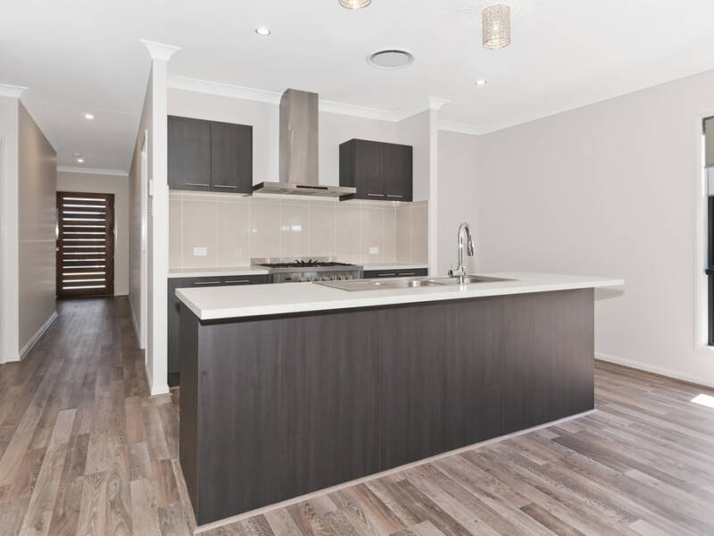 20 Derwent Close, Holmview, QLD 4207 AUS
