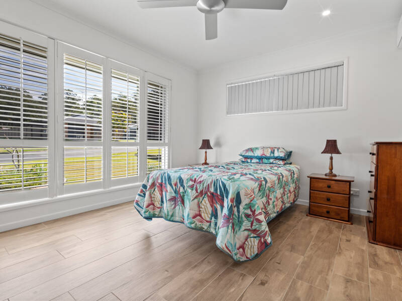 66 Kaiser Drive, Windaroo, QLD 4207 AUS