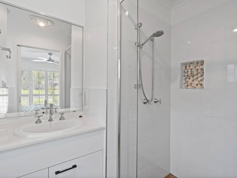 66 Kaiser Drive, Windaroo, QLD 4207 AUS