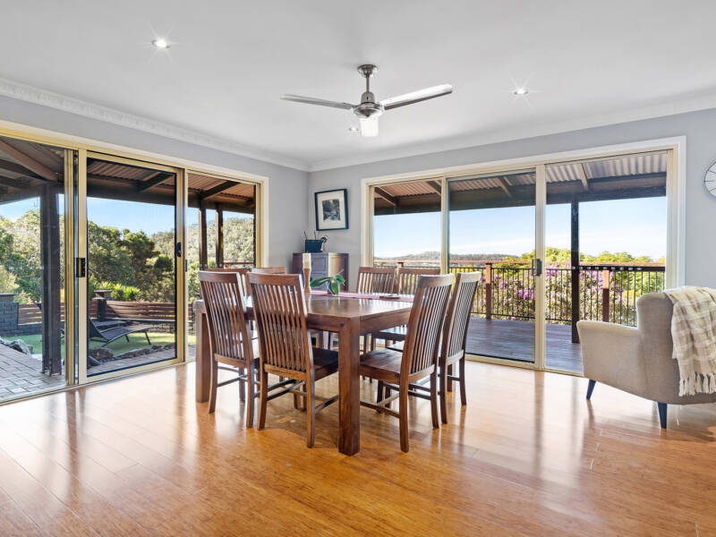 26 Bahrview Drive, Bahrs Scrub, QLD 4207 AUS