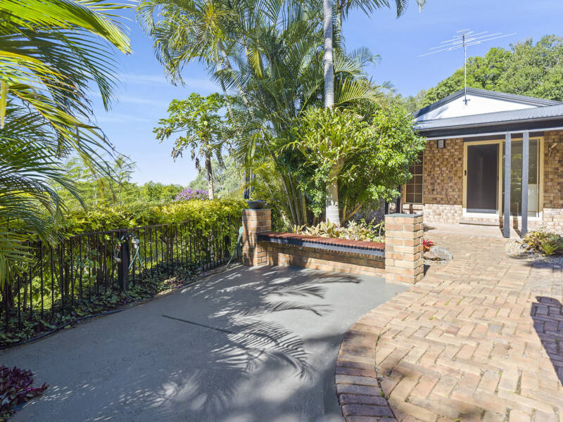 26 Bahrview Drive, Bahrs Scrub, QLD 4207 AUS