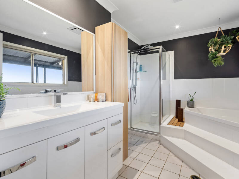 26 Bahrview Drive, Bahrs Scrub, QLD 4207 AUS