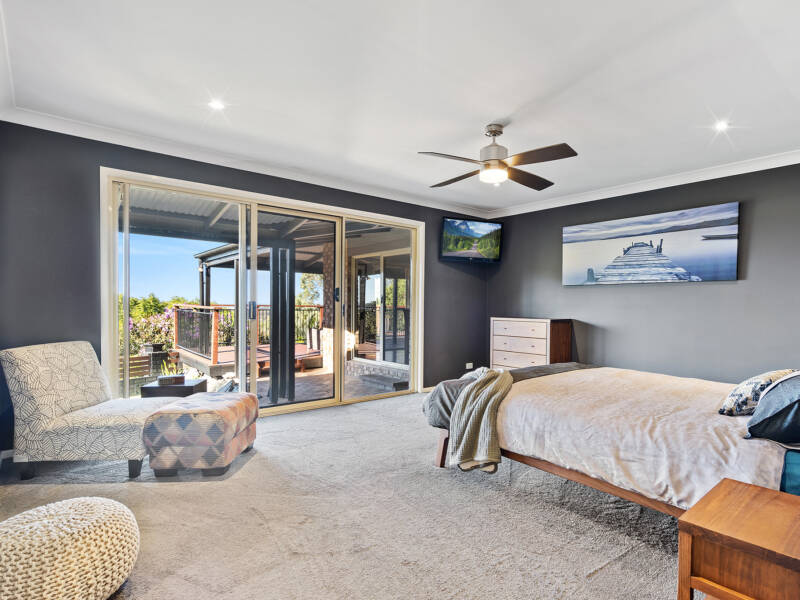 26 Bahrview Drive, Bahrs Scrub, QLD 4207 AUS