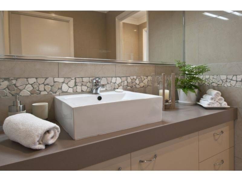 1/14-18 Carl Heck Boulevard, Windaroo, QLD 4207 AUS