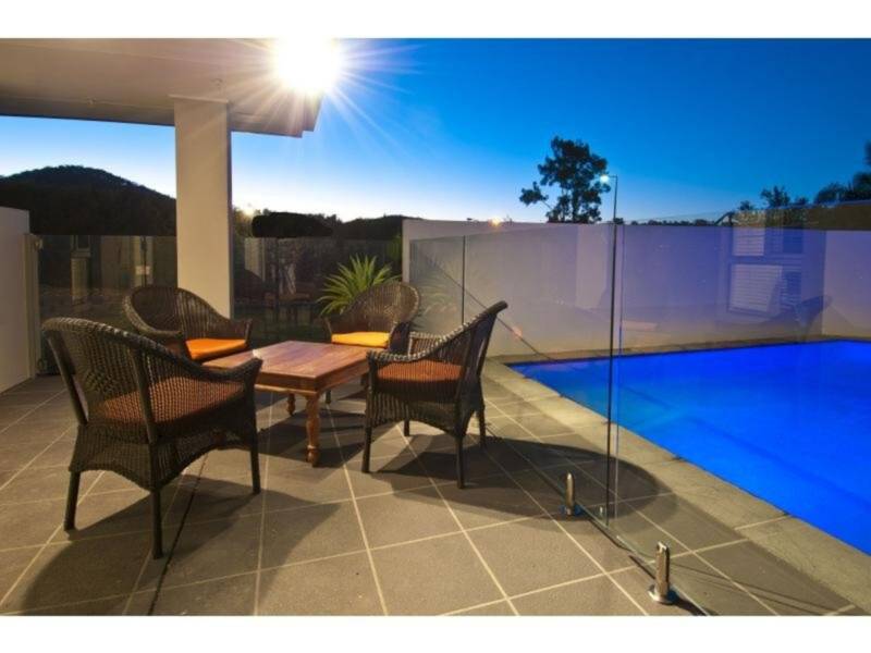 1/14-18 Carl Heck Boulevard, Windaroo, QLD 4207 AUS