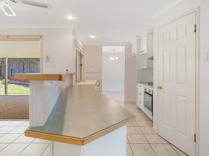 14 Peace Court, Mount Warren Park, QLD 4207 AUS