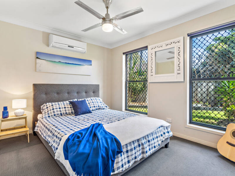 19 Lake Breeze Drive, Windaroo, QLD 4207 AUS