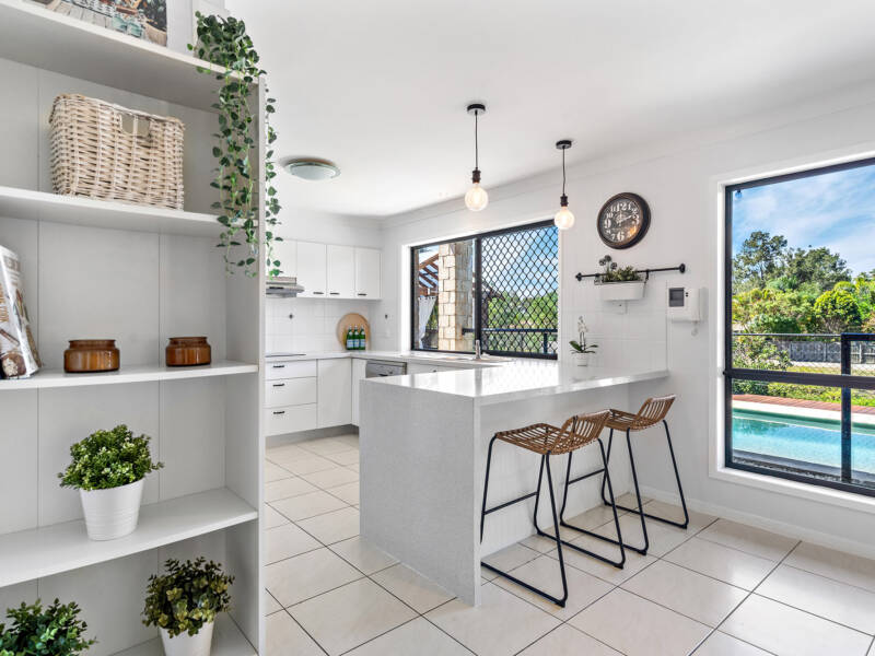 19 Lake Breeze Drive, Windaroo, QLD 4207 AUS