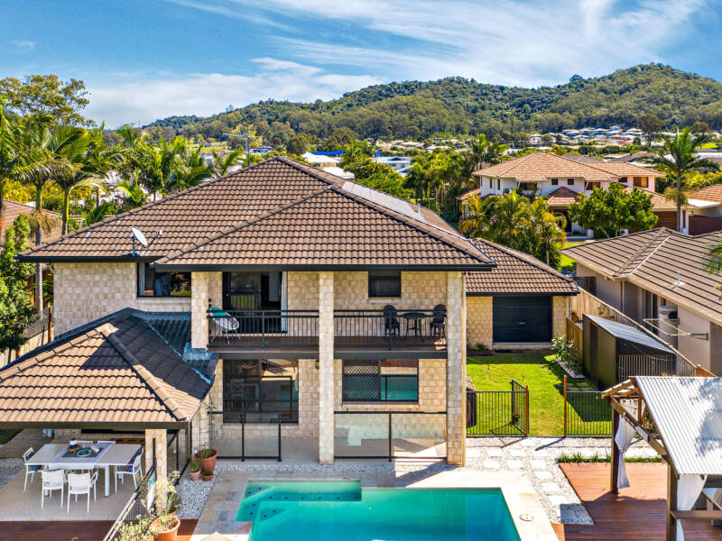 19 Lake Breeze Drive, Windaroo, QLD 4207 AUS