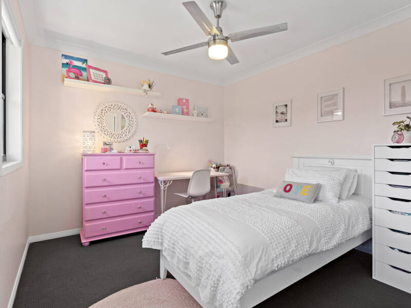 19 Lake Breeze Drive, Windaroo, QLD 4207 AUS