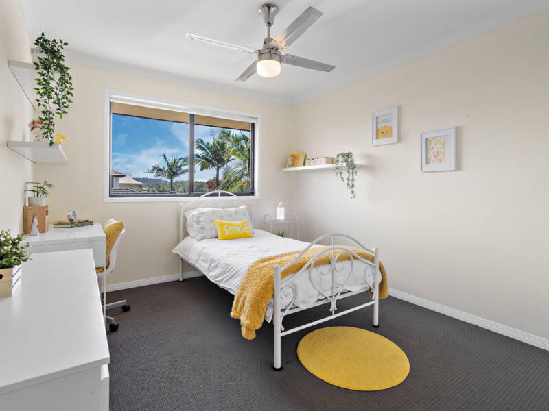 19 Lake Breeze Drive, Windaroo, QLD 4207 AUS