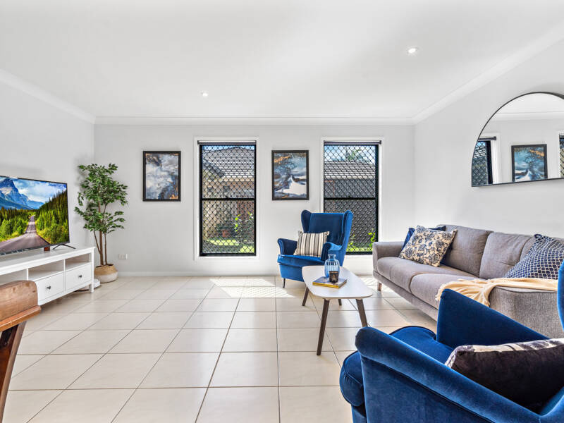 19 Lake Breeze Drive, Windaroo, QLD 4207 AUS