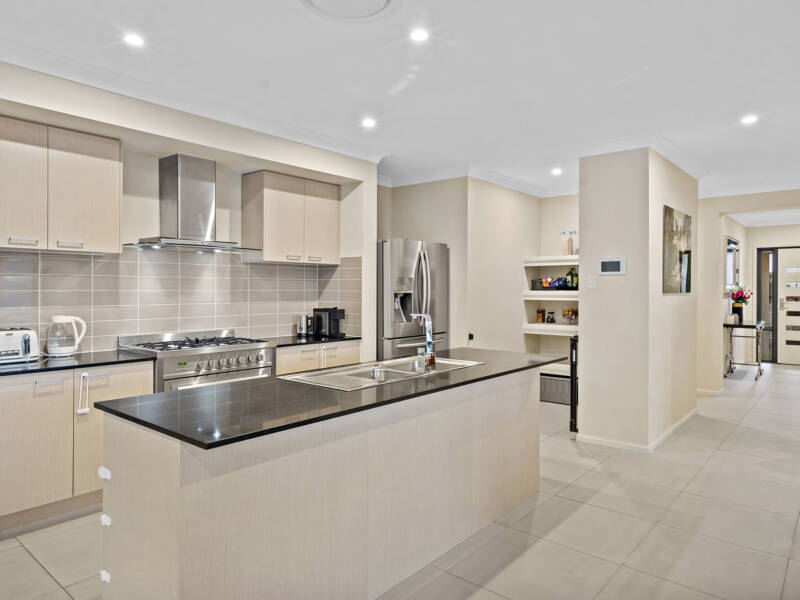 21 Anula Crescent, Upper Coomera, QLD 4209 AUS