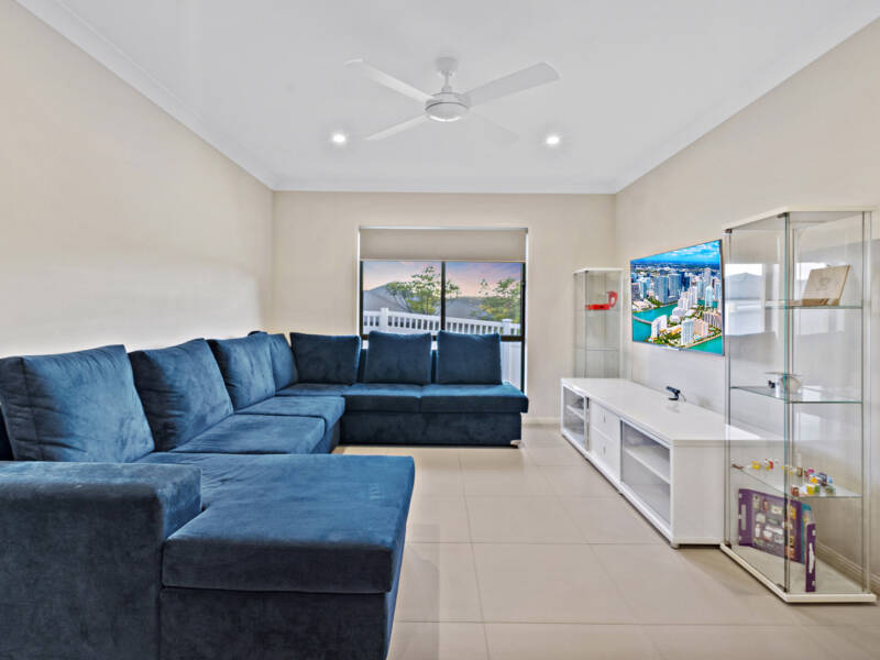 21 Anula Crescent, Upper Coomera, QLD 4209 AUS
