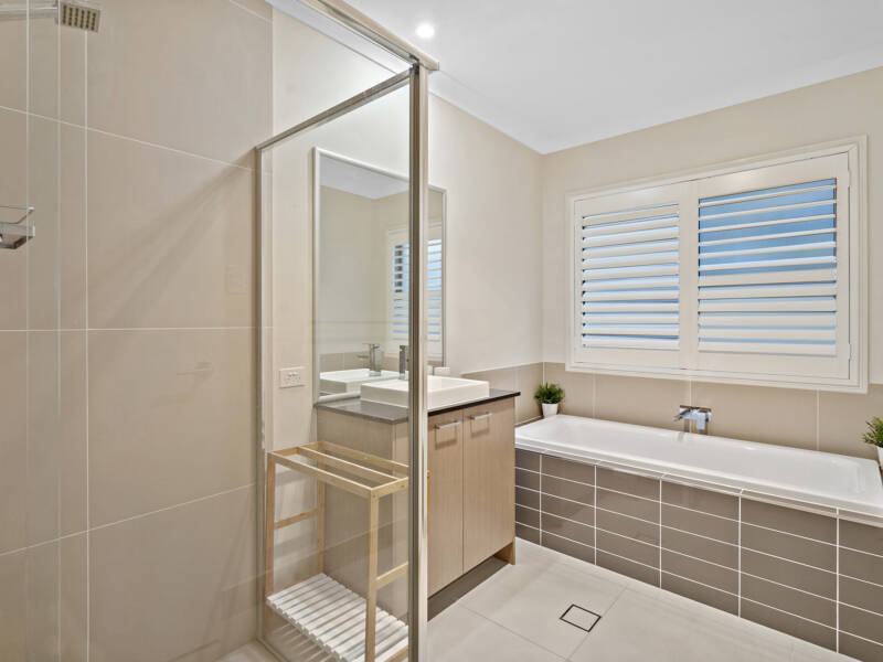 21 Anula Crescent, Upper Coomera, QLD 4209 AUS
