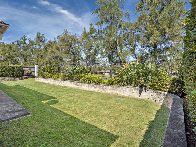 44 Riverside Terrace, Windaroo, QLD 4207 AUS