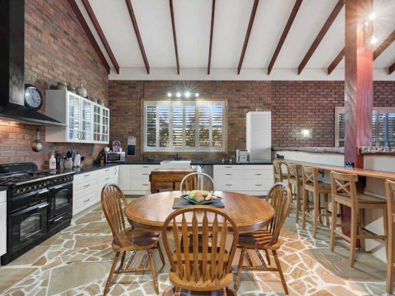 810 Beaudesert-Beenleigh Road, Wolffdene, QLD 4207 AUS