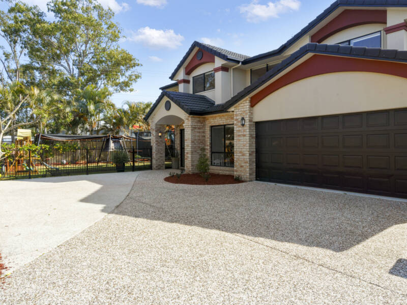 14 Lake Breeze Drive, Windaroo, QLD 4207 AUS