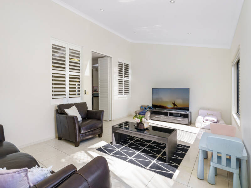 14 Lake Breeze Drive, Windaroo, QLD 4207 AUS