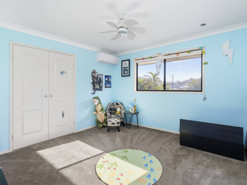 14 Lake Breeze Drive, Windaroo, QLD 4207 AUS