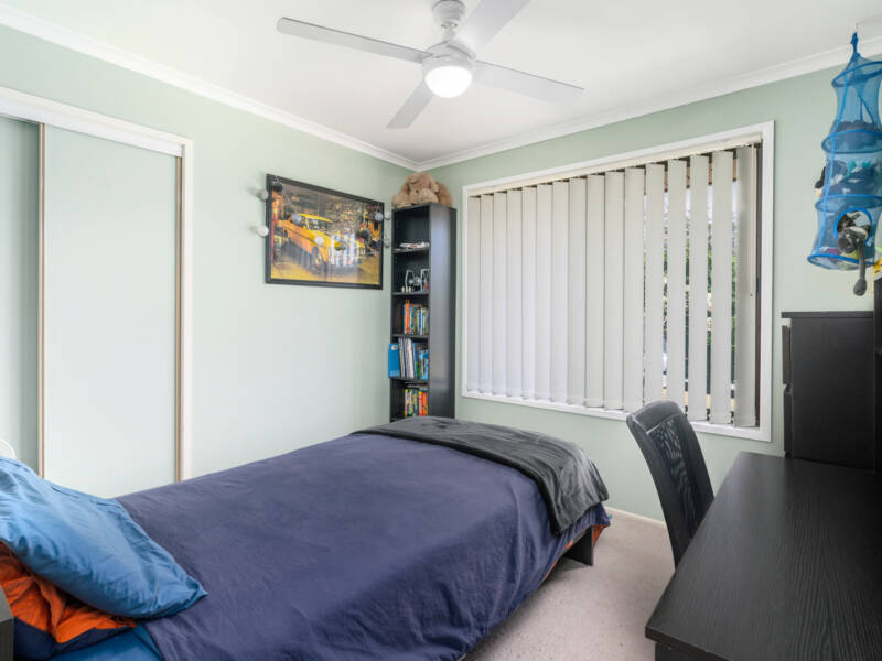 4 Natone Crt, Edens Landing, QLD 4207 AUS