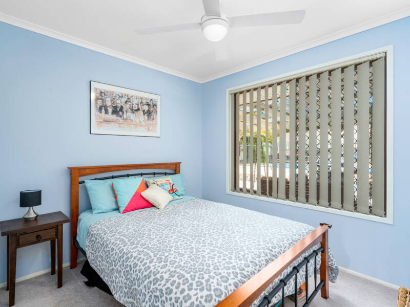 4 Natone Crt, Edens Landing, QLD 4207 AUS