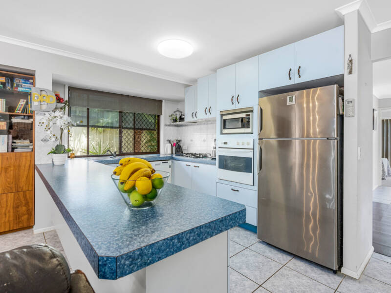 4 Natone Crt, Edens Landing, QLD 4207 AUS