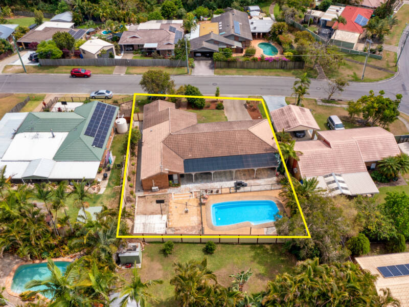 4 Natone Crt, Edens Landing, QLD 4207 AUS