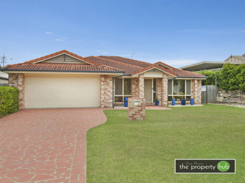 30 Mountain View Crescent, Mount Warren Park, QLD 4207 AUS
