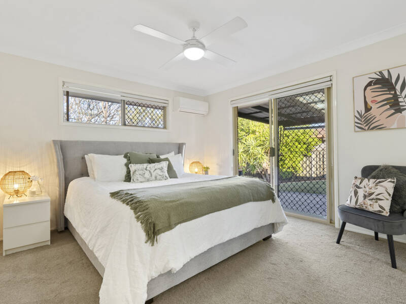 24 Allenby Crescent, Windaroo, QLD 4207 AUS