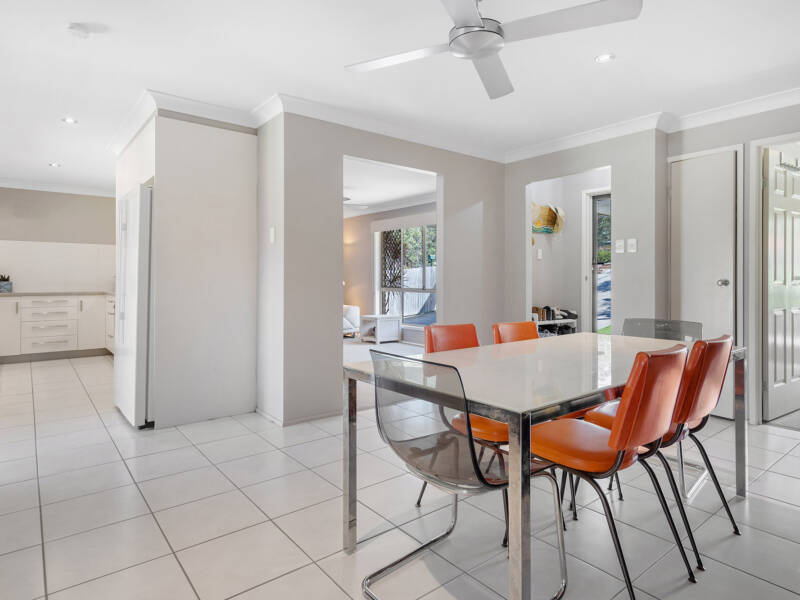 52 Benjul Drive, Beenleigh, QLD 4207 AUS