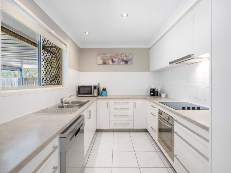 52 Benjul Drive, Beenleigh, QLD 4207 AUS