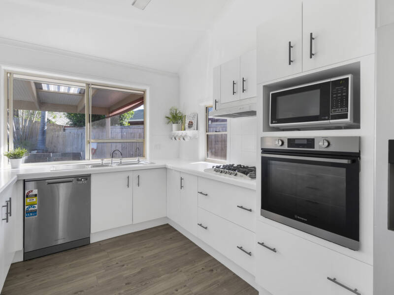 9 Mewing Court, Windaroo, QLD 4207 AUS