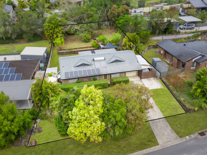 55 Avonmore Street, Edens Landing, QLD 4207 AUS