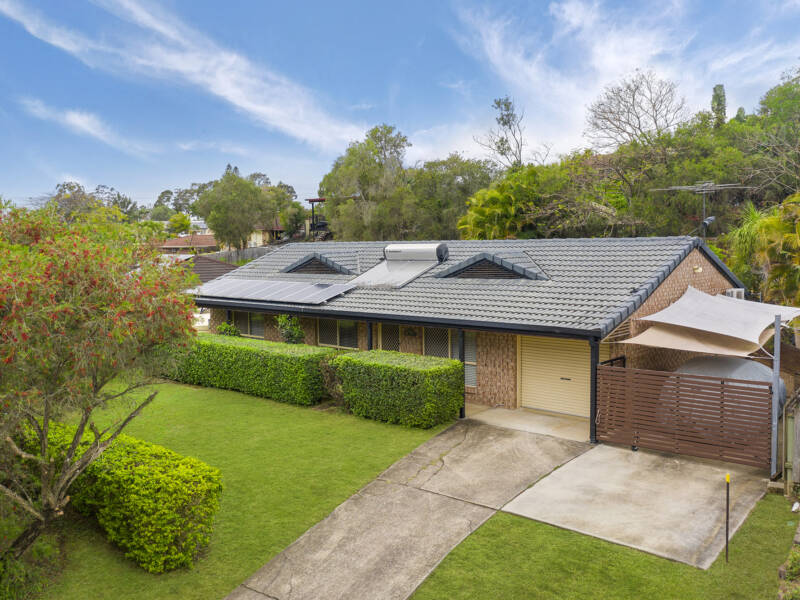 55 Avonmore Street, Edens Landing, QLD 4207 AUS